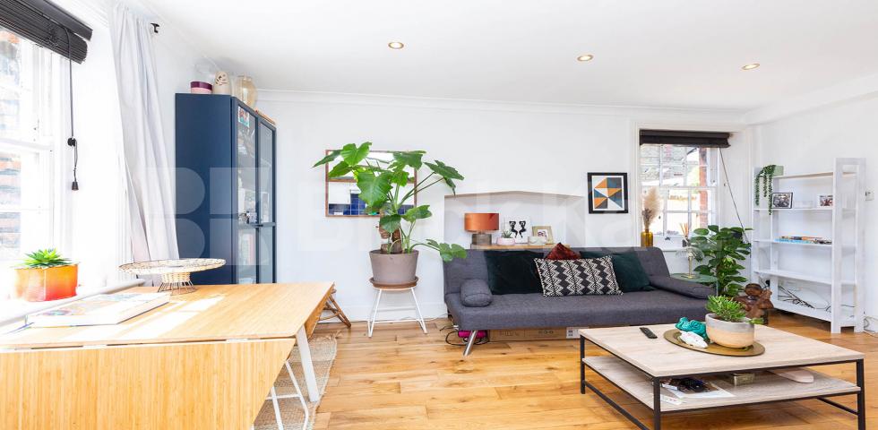 			VIRTUAL TOUR AVAILABLE!, 1 Bedroom, 1 bath, 1 reception Apartment			 Christchurch Road, CROUCH END